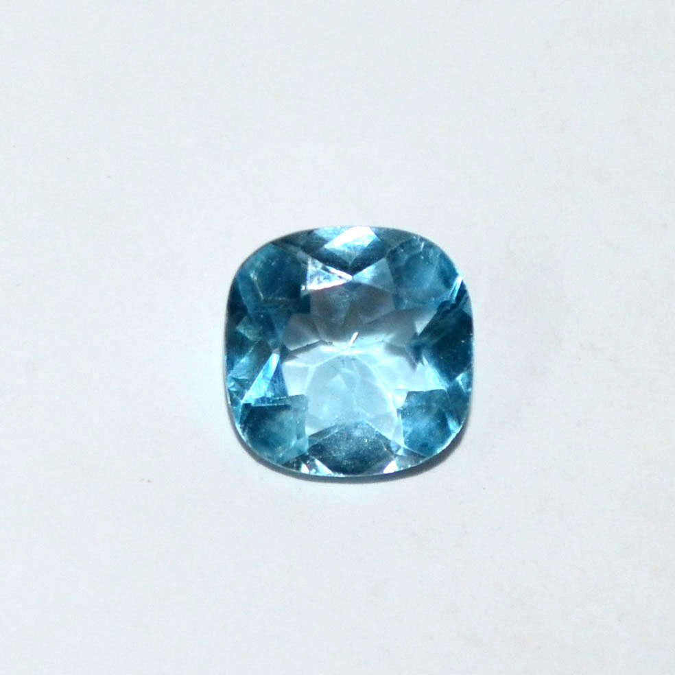 BLUE TOPAZ 4.05 Ct.
