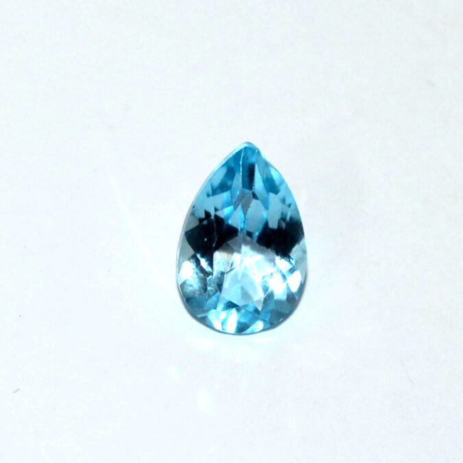 BLUE TOPAZ 3.95 Ct. BLUE TOPAZ 3.95 Ct.
