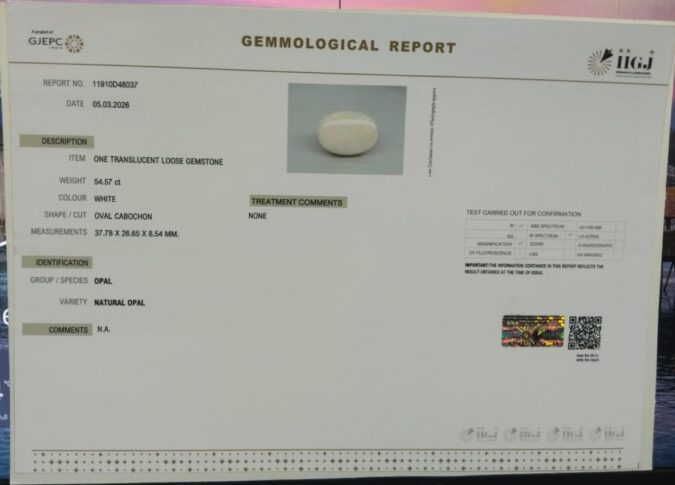 OPAL 54.57 Ct. OPAL 54.57 Ct.