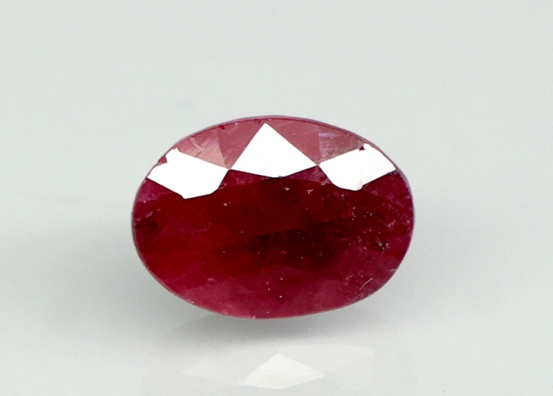 RUBY 4.39 Ct.