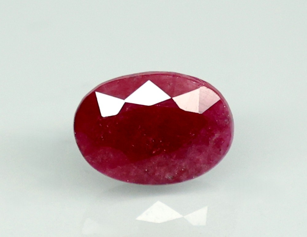 RUBY 4.38 Ct.