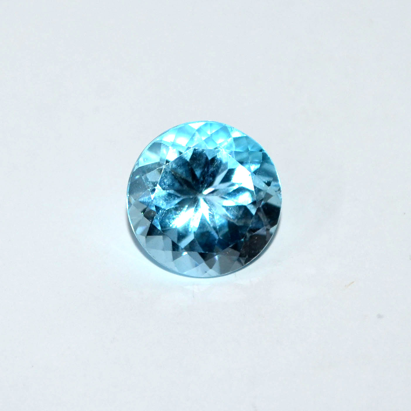 BLUE TOPAZ 14.3 Ct.
