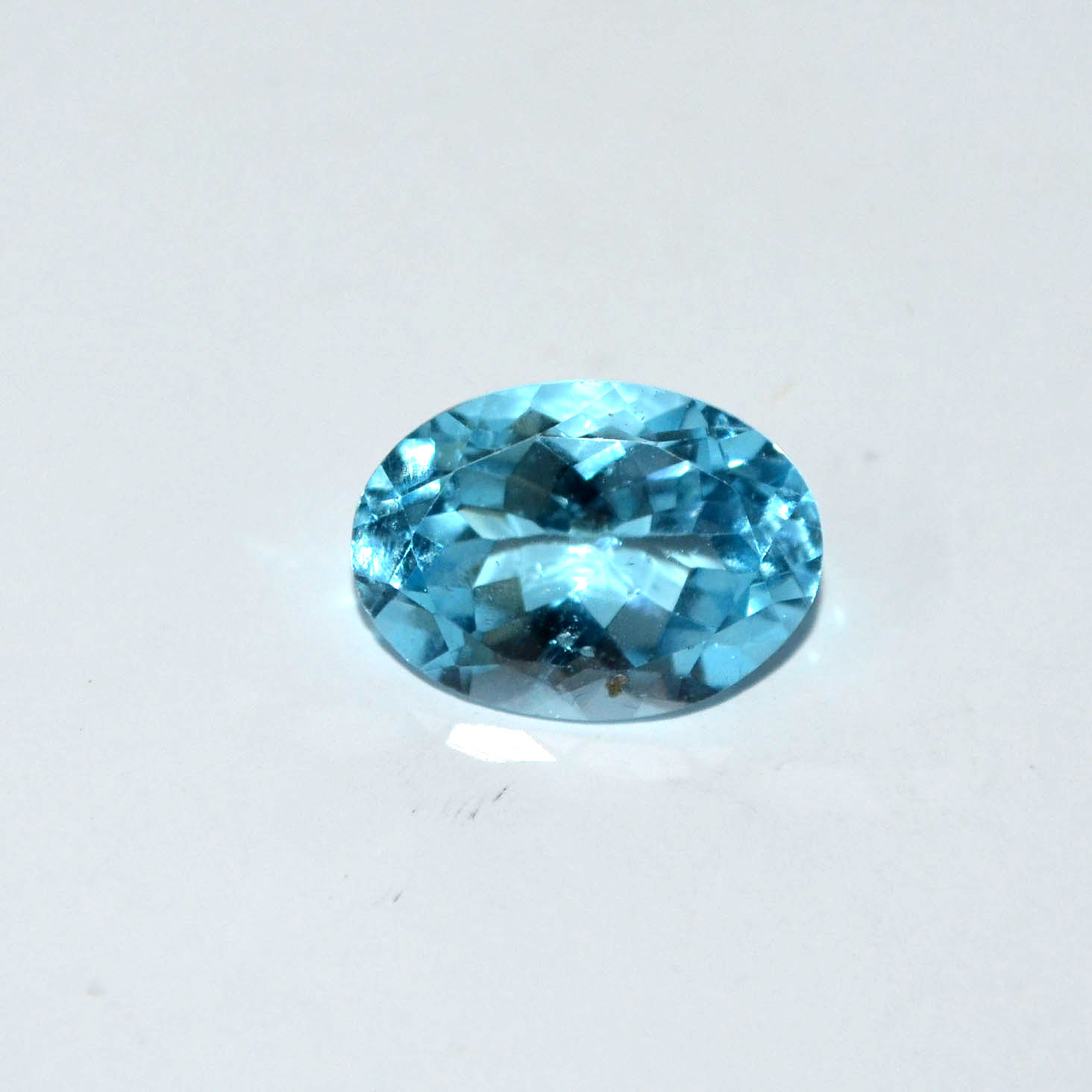 BLUE TOPAZ 14.71 Ct.