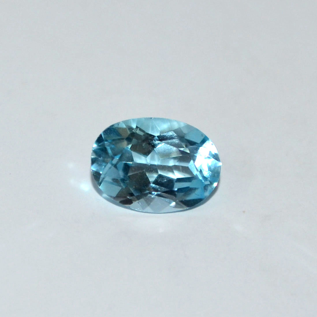 BLUE TOPAZ 4 Ct.