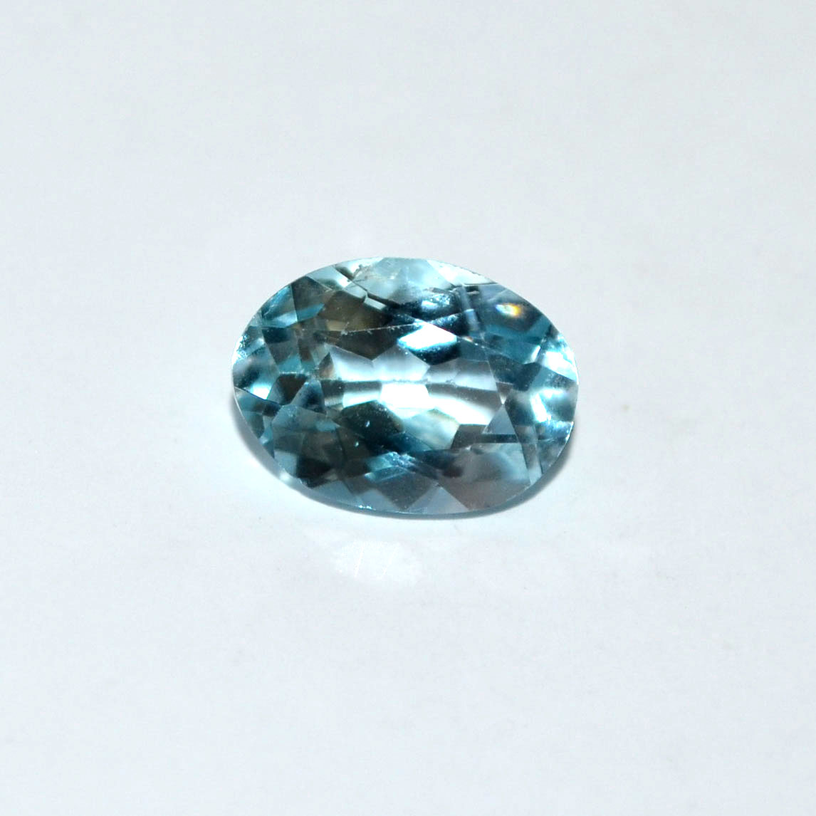 BLUE TOPAZ 4.06 Ct.