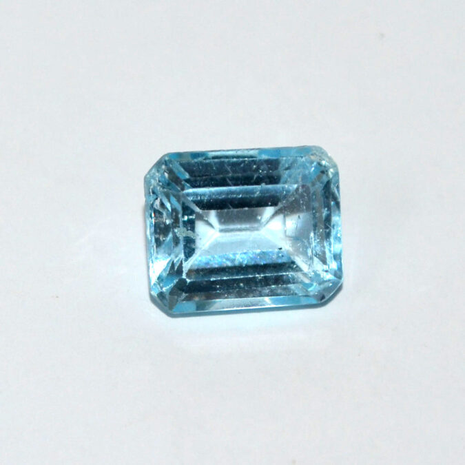 BLUE TOPAZ 8.1 Ct. BLUE TOPAZ 8.1 Ct.