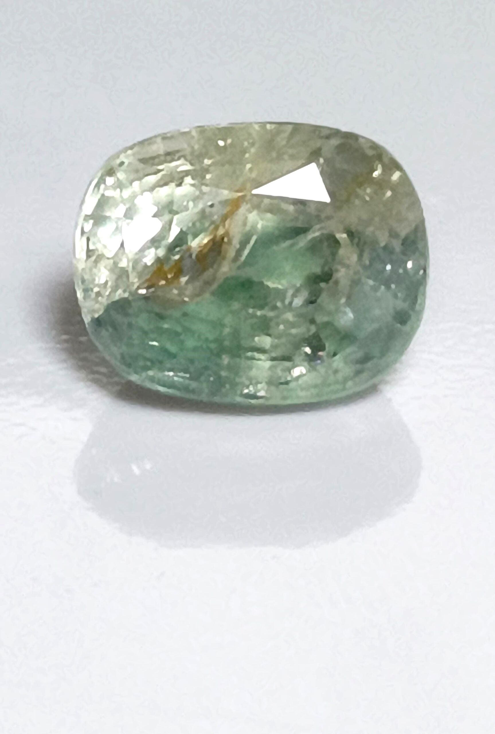 YELLOW SAPPHIRE 4.66 Ct. 3 WhatsApp Image 2026 04 11 at 5.00.22 PM scaled YELLOW SAPPHIRE 4.66 Ct.