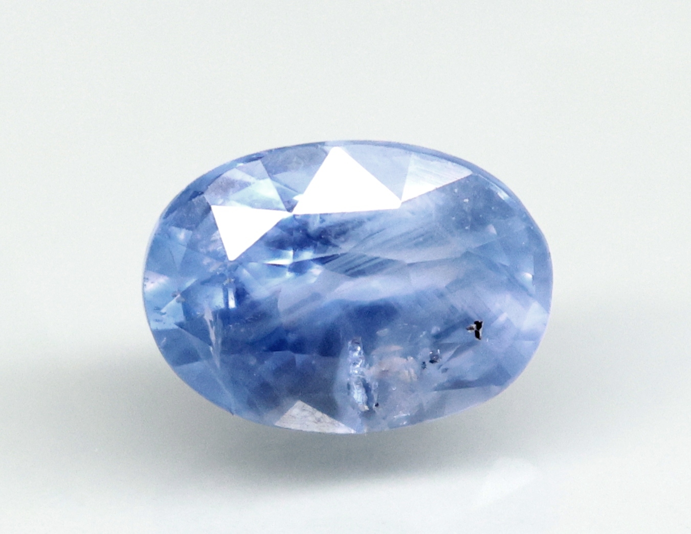 BLUE SAPPHIRE 5.04 Ct.