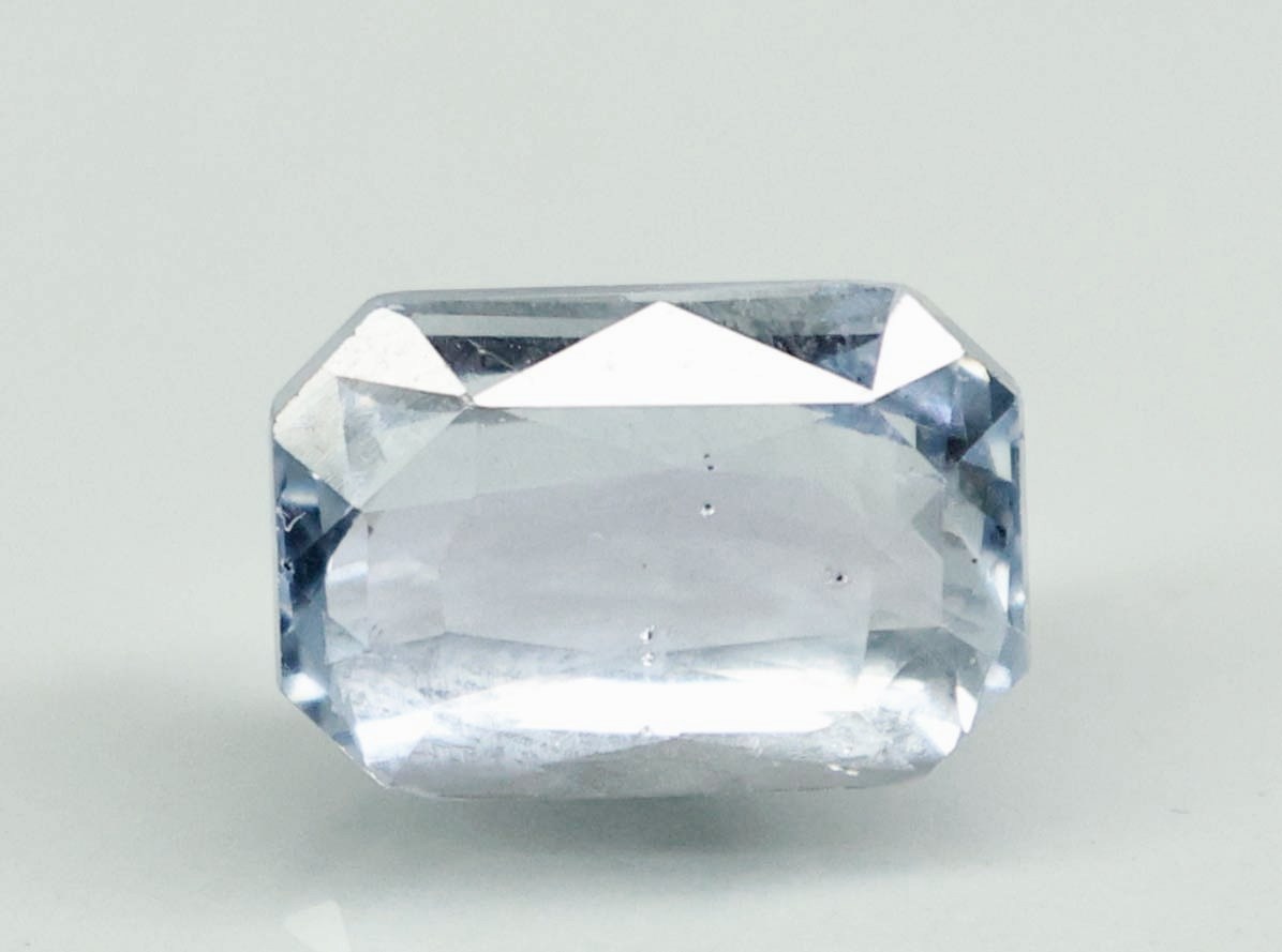 BLUE SAPPHIRE 6.06 Ct.