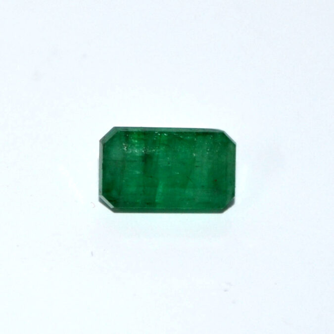 EMERALD 4.77 Ct. 1 EMR23037K 1 EMERALD 4.77 Ct.