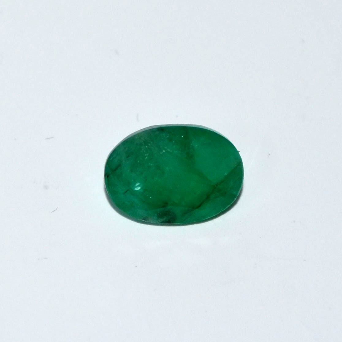 EMERALD 3.7 Ct.