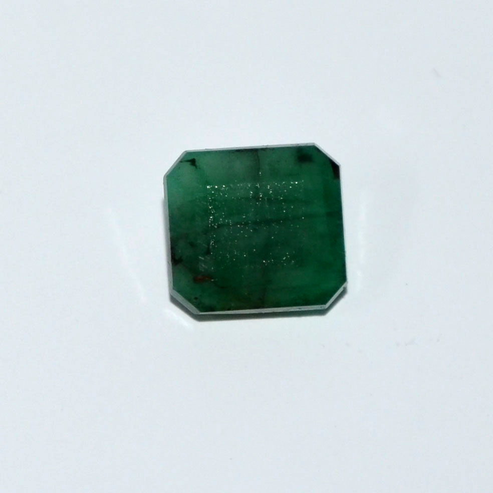 EMERALD 5.6 Ct.