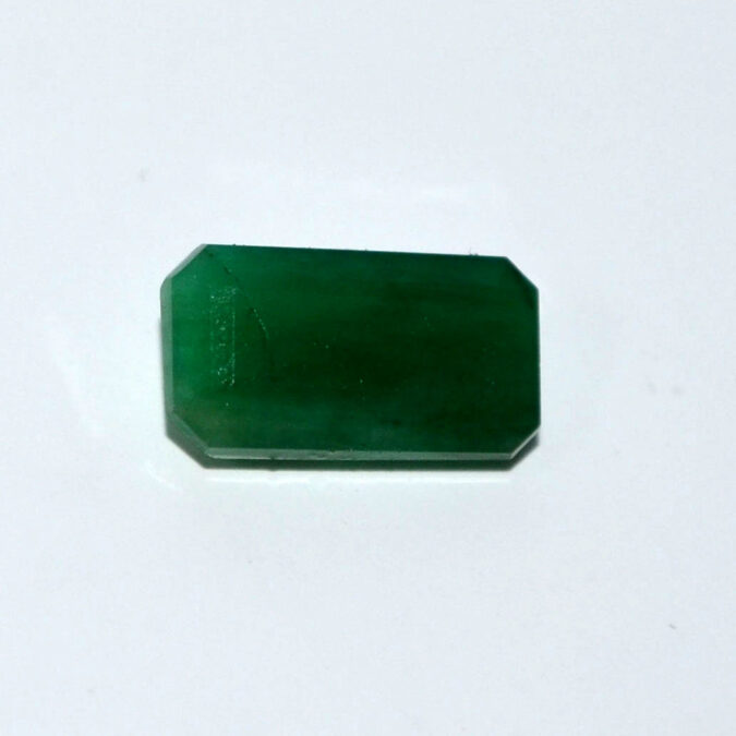 EMERALD 4.35 Ct. 1 EMR23310K 1 EMERALD 4.35 Ct.