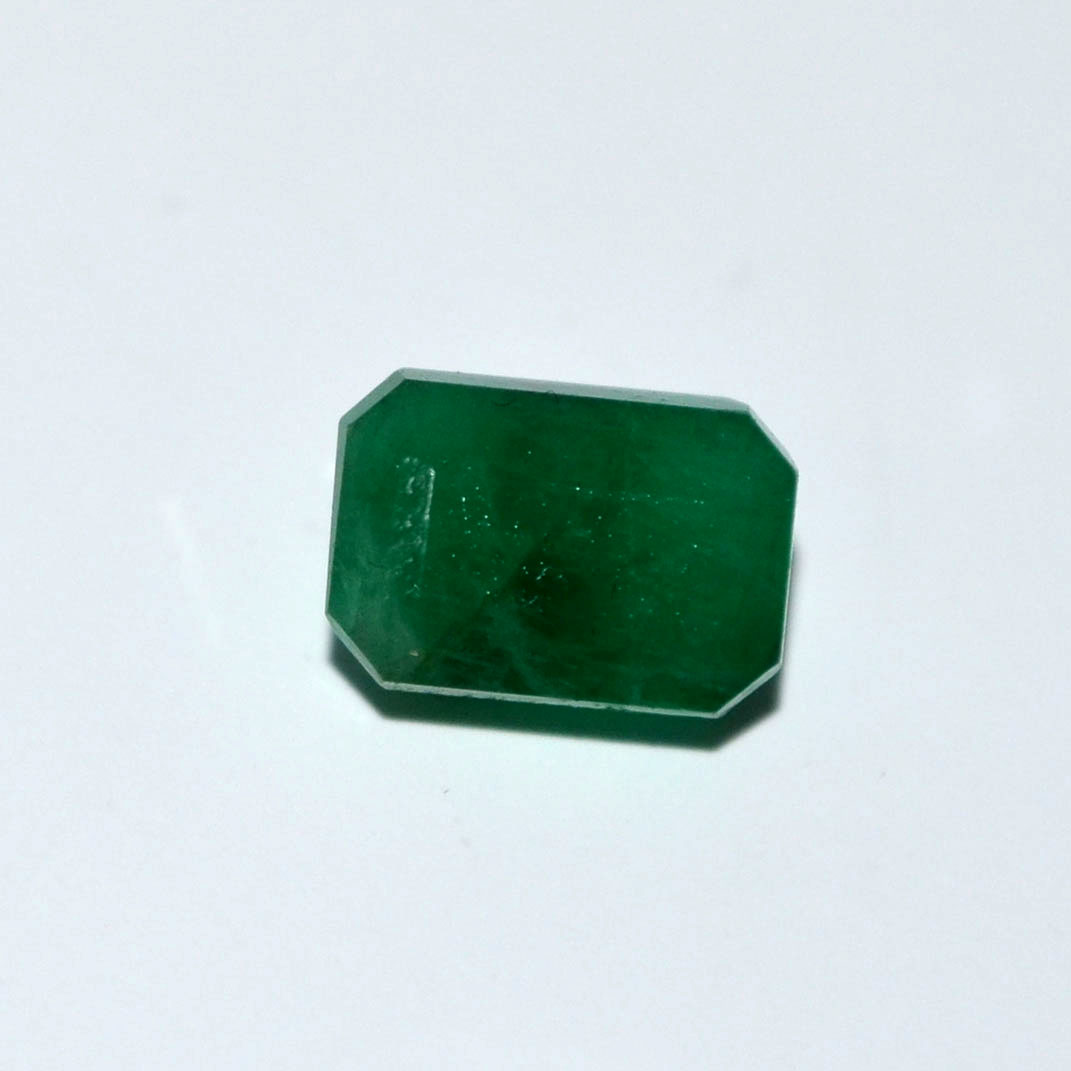 EMERALD 3.31 Ct.