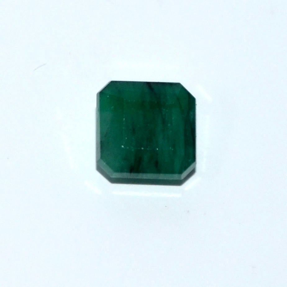EMERALD 3.8 Ct.