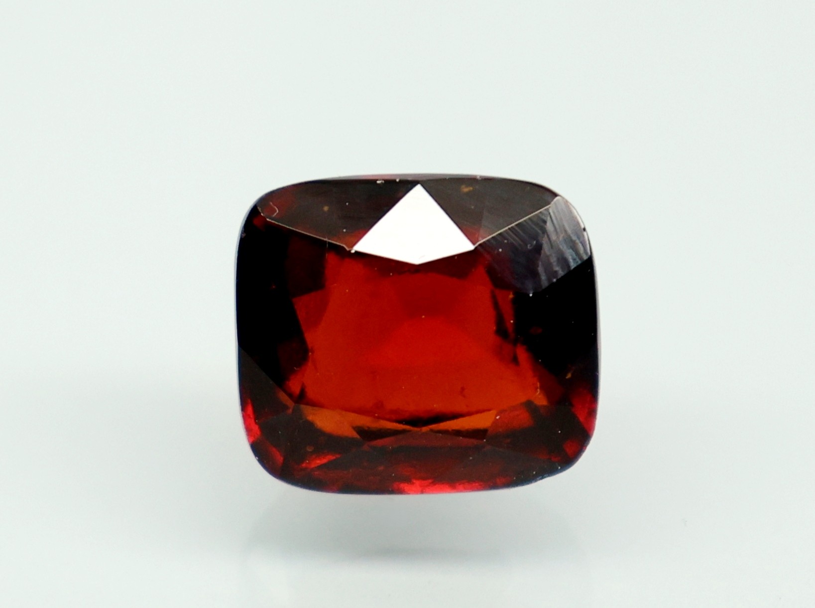 HESSONITE GOMED 10.09 Ct.