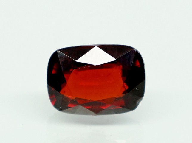 HESSONITE GOMED 9.84 Ct.
