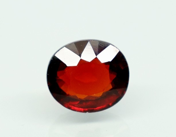 HESSONITE GOMED 9.38 Ct.