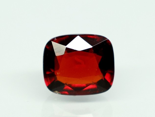 HESSONITE GOMED 12.88 Ct.
