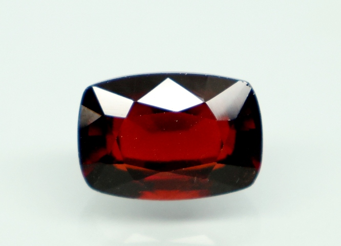 HESSONITE GOMED 7.97 Ct.