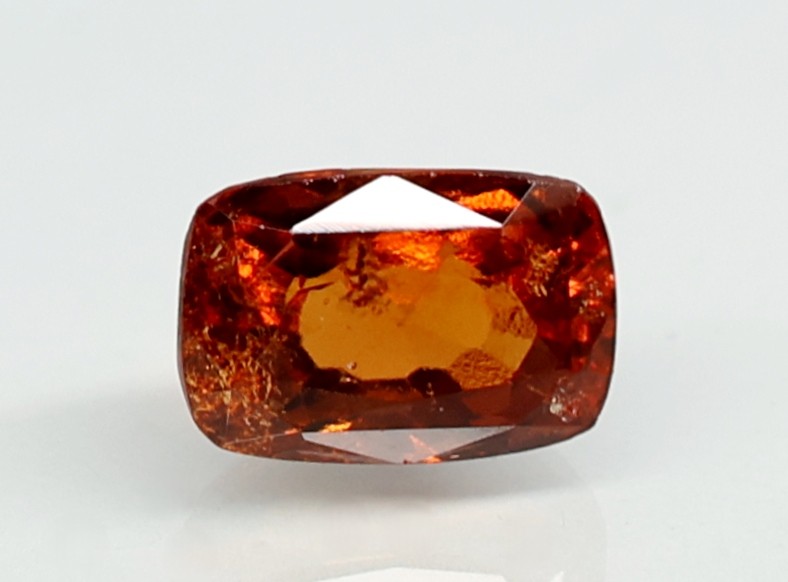 HESSONITE GOMED 8.18 Ct.