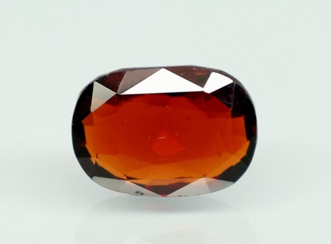 HESSONITE GOMED 8.58 Ct. HESSONITE GOMED 8.58 Ct.