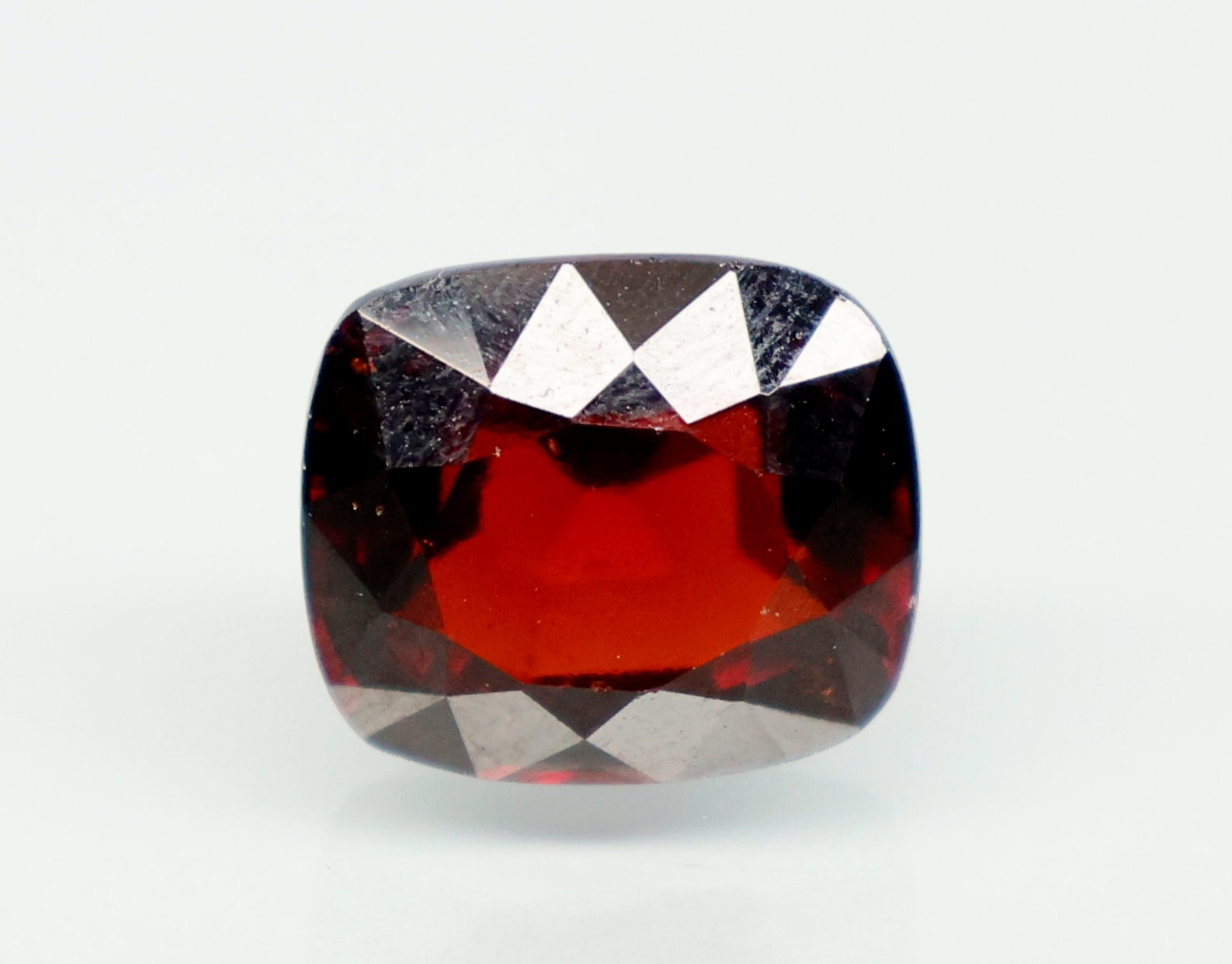 HESSONITE GOMED 11.74 Ct.