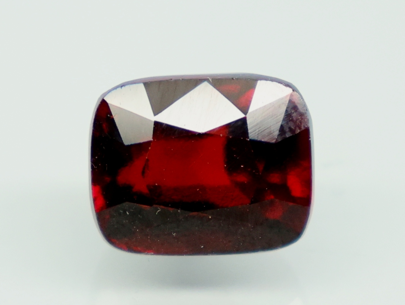 HESSONITE GOMED 8.07 Ct.