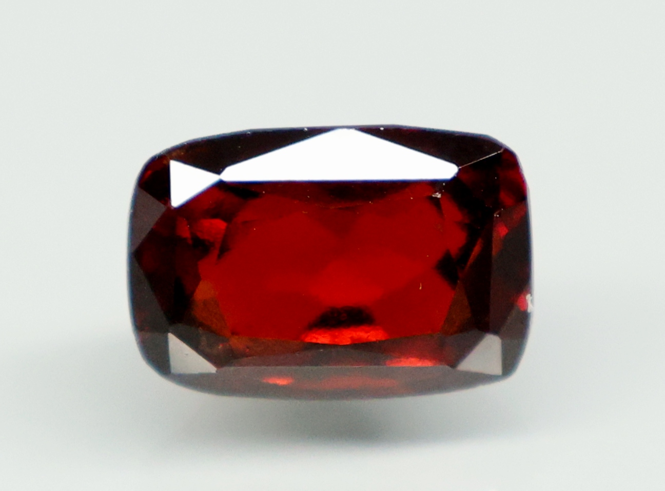 HESSONITE GOMED 8.4 Ct.