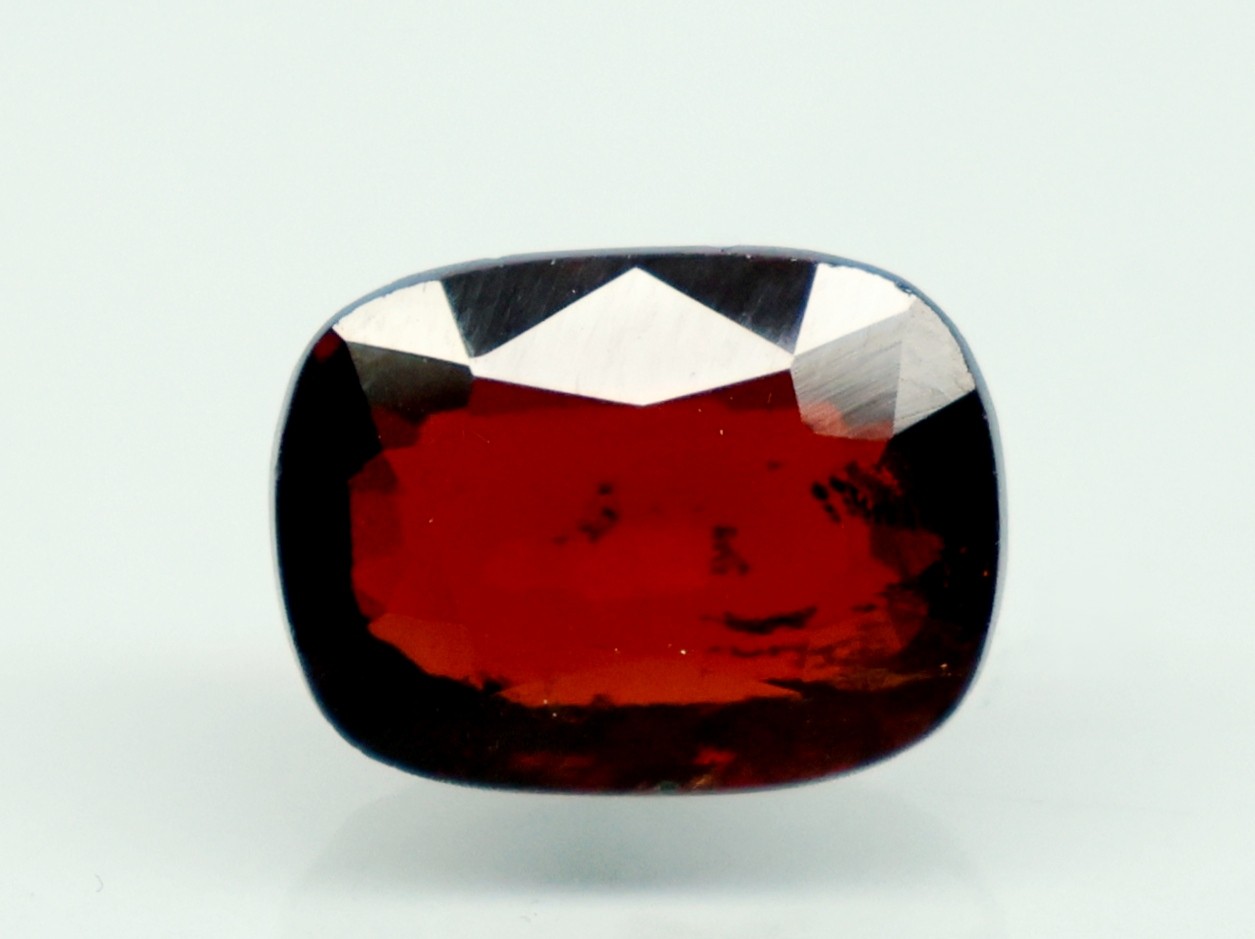 HESSONITE GOMED 7.23 Ct.
