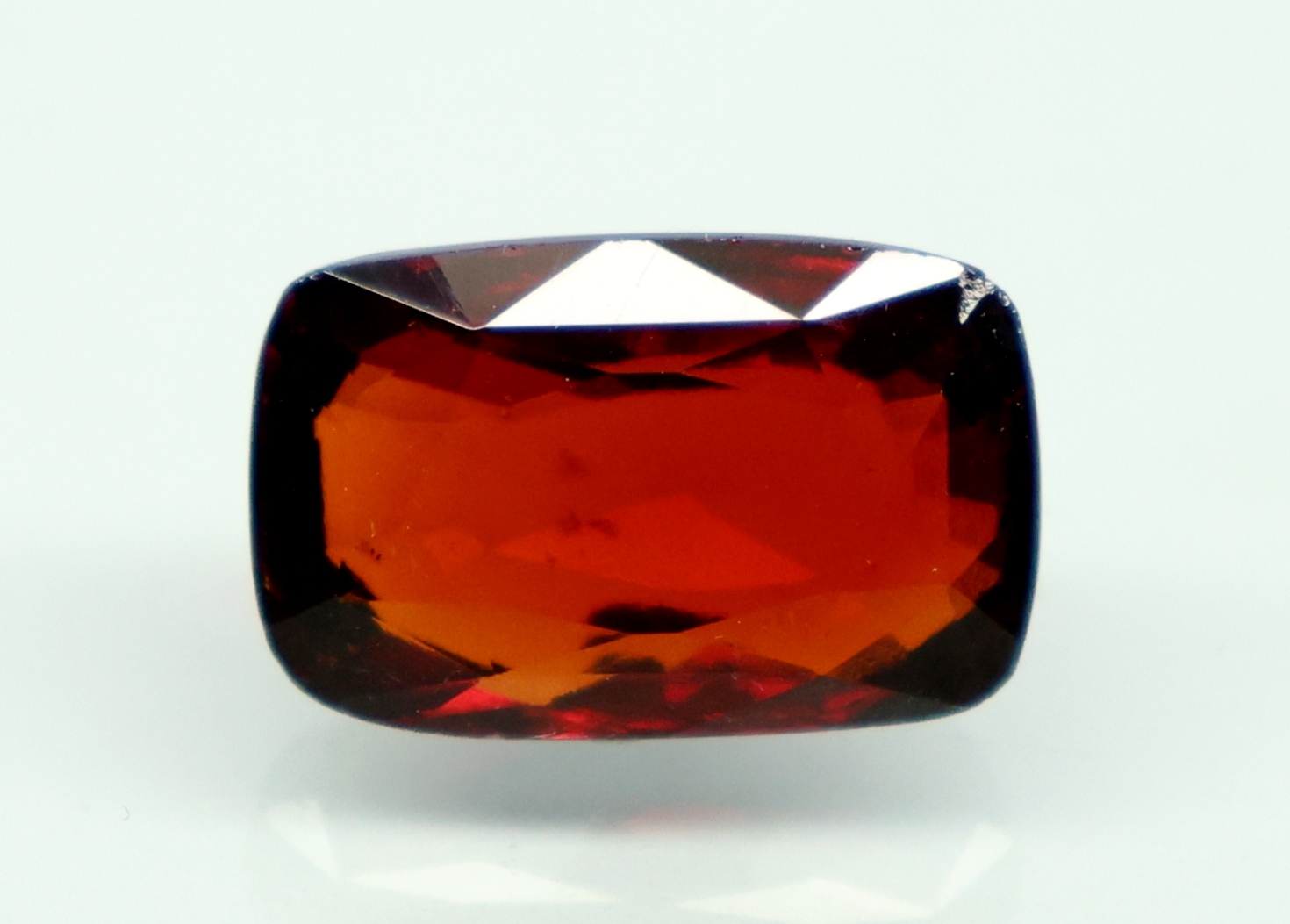 HESSONITE GOMED 10.22 Ct.