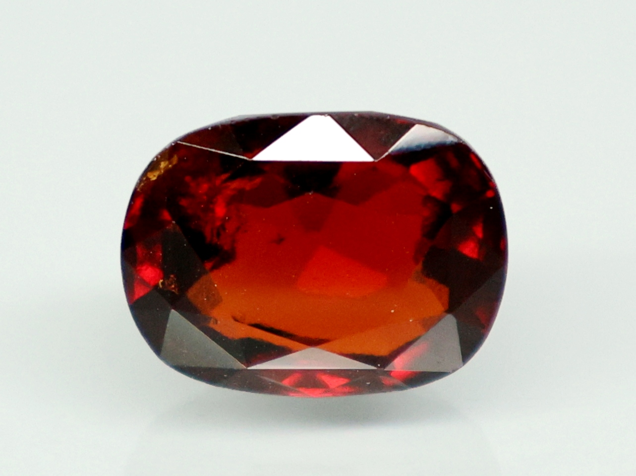 HESSONITE GOMED 7.78 Ct.