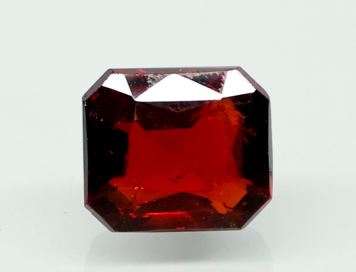 HESSONITE GOMED 8.76 Ct.