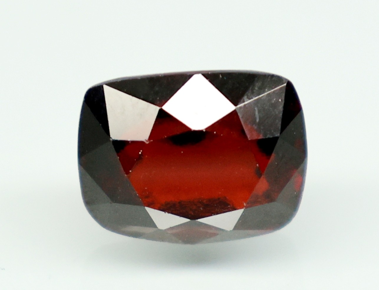 HESSONITE GOMED 7.59 Ct.
