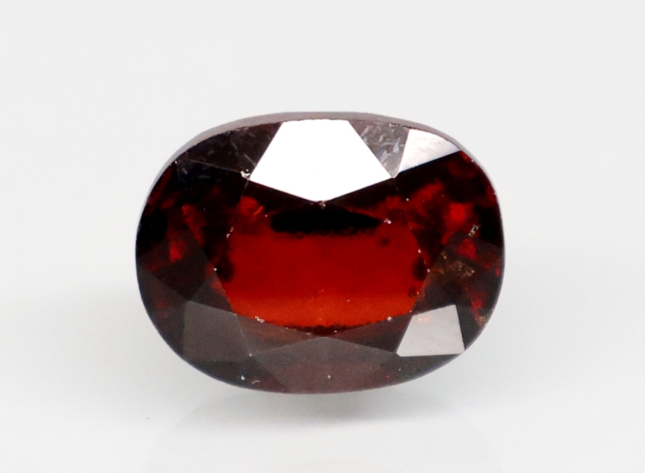 HESSONITE GOMED 8.33 Ct.