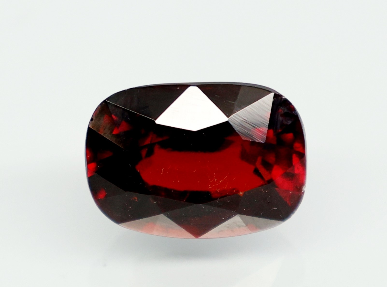 HESSONITE GOMED 10.15 Ct.