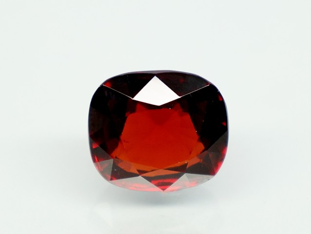 HESSONITE GOMED 10.28 Ct.