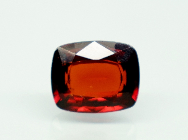 HESSONITE GOMED 10.25 Ct.