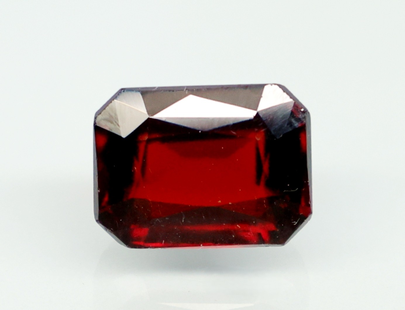 HESSONITE GOMED 9.17 Ct.