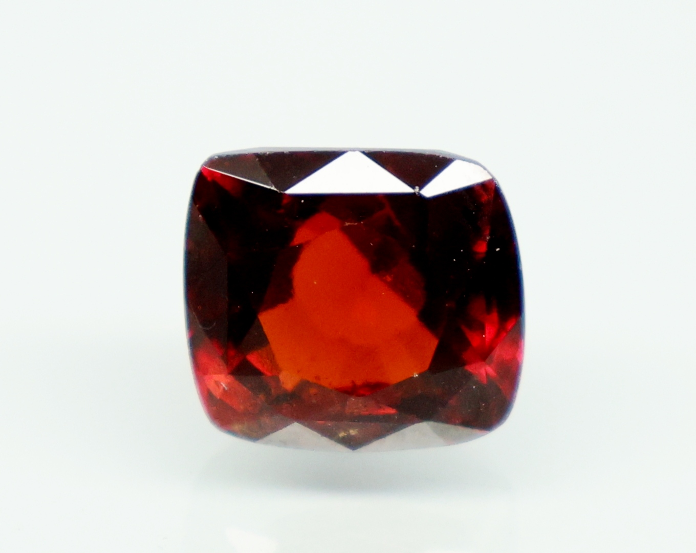 HESSONITE GOMED 8.56 Ct.