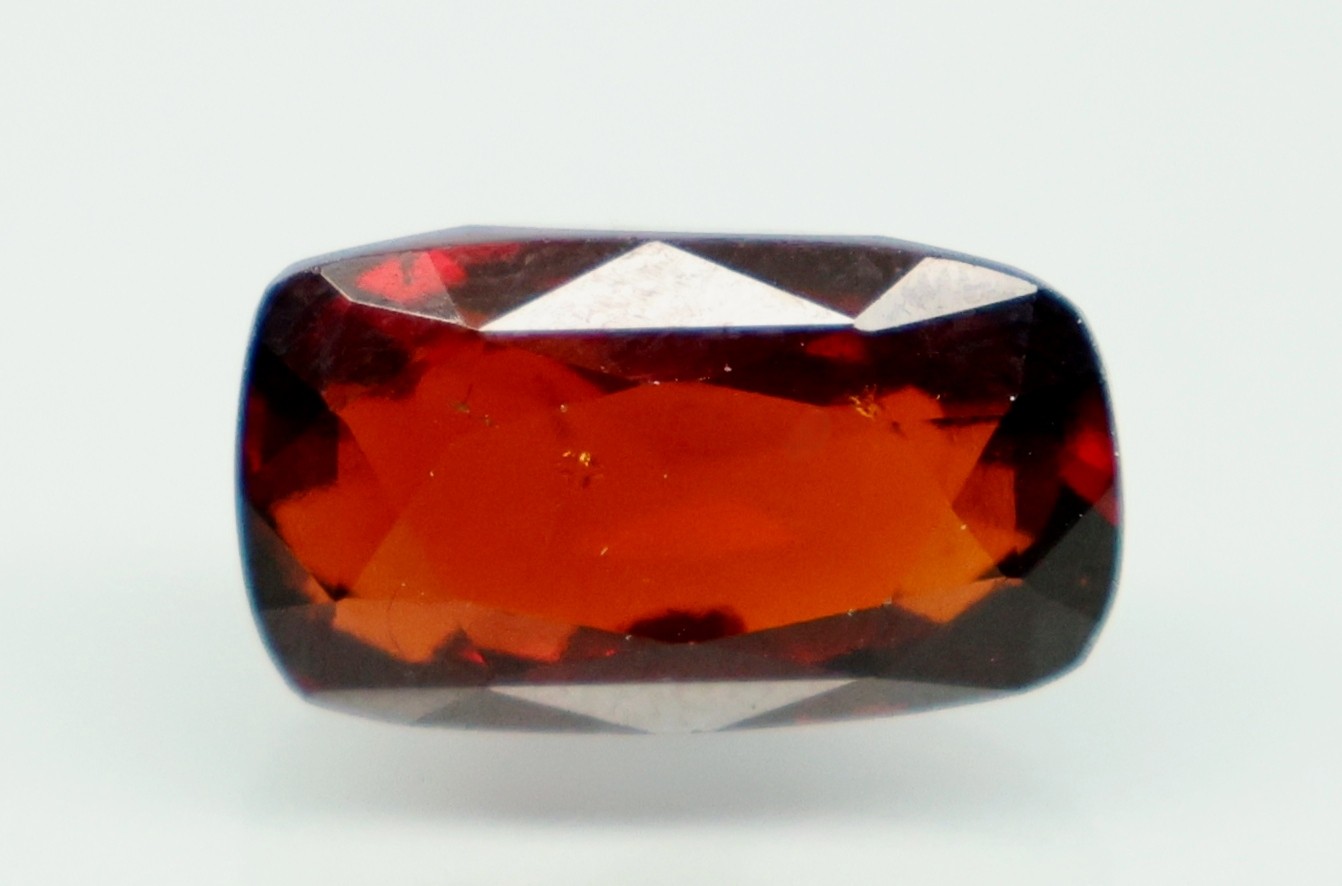 HESSONITE GOMED 10.84 Ct.