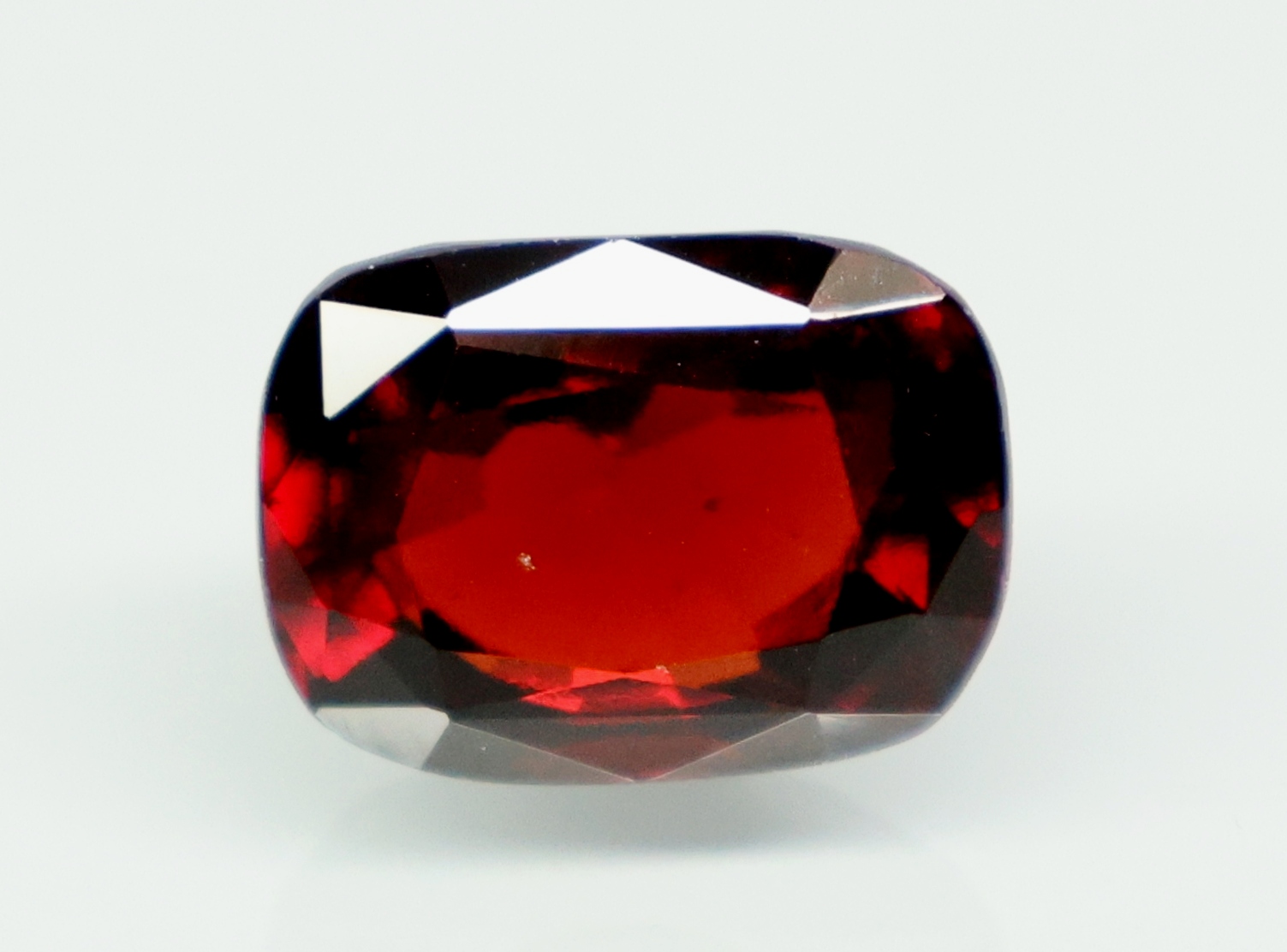 HESSONITE GOMED 10.31 Ct.