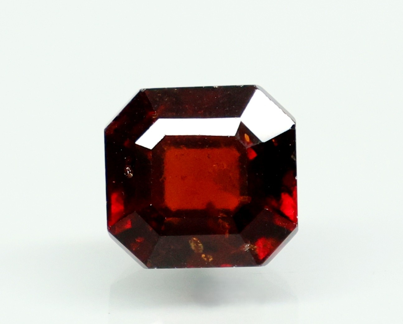 HESSONITE GOMED 9.53 Ct.