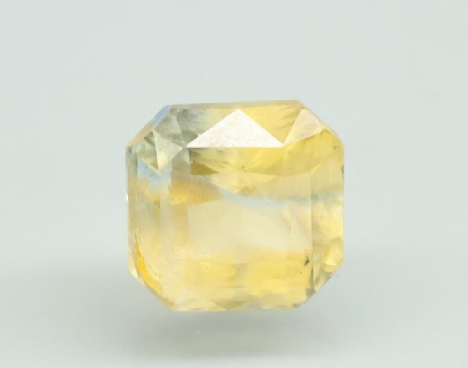 NSP41923 1 NATURAL SAPPHIRE 7.58 Ct.