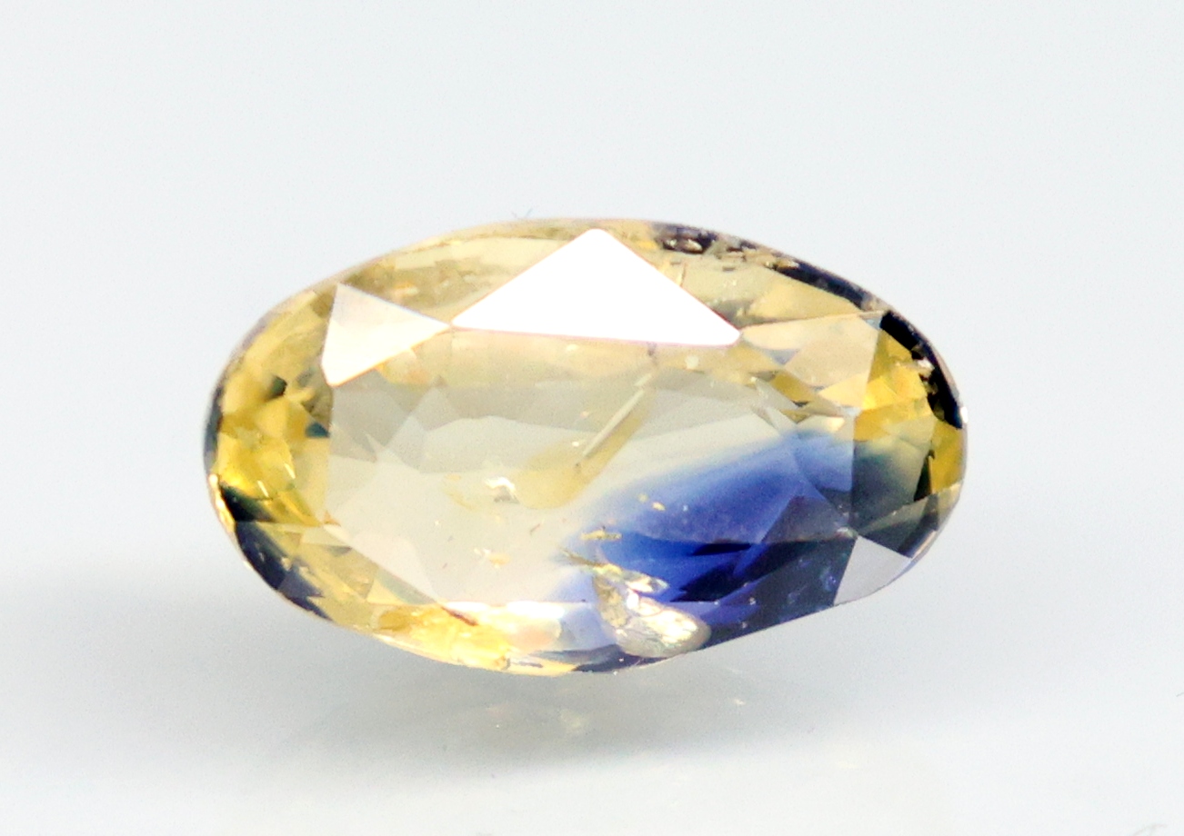 NATURAL SAPPHIRE 3.38 Ct.