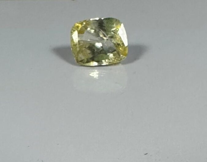 NYSP8953 1 YELLOW SAPPHIRE 5 Ct.