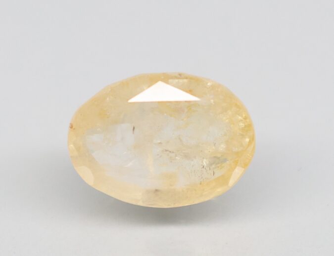 YELLOW SAPPHIRE 8.42 Ct. 1 NYSP8974 1 YELLOW SAPPHIRE 8.42 Ct.