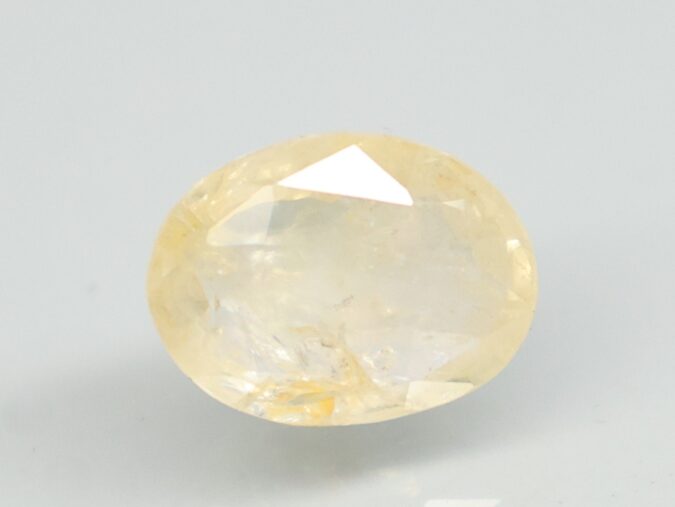 YELLOW SAPPHIRE 5.3 Ct. 1 NYSP8992 1 YELLOW SAPPHIRE 5.3 Ct.