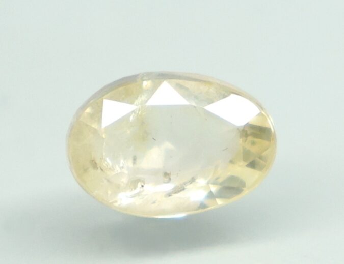 NYSP9015 1 YELLOW SAPPHIRE 4.1 Ct.