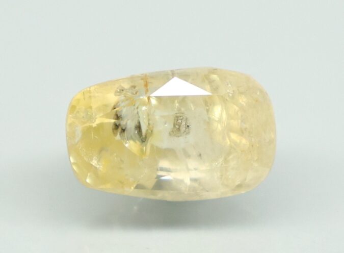 YELLOW SAPPHIRE 8.01 Ct. 1 NYSPG8961 1 YELLOW SAPPHIRE 8.01 Ct.
